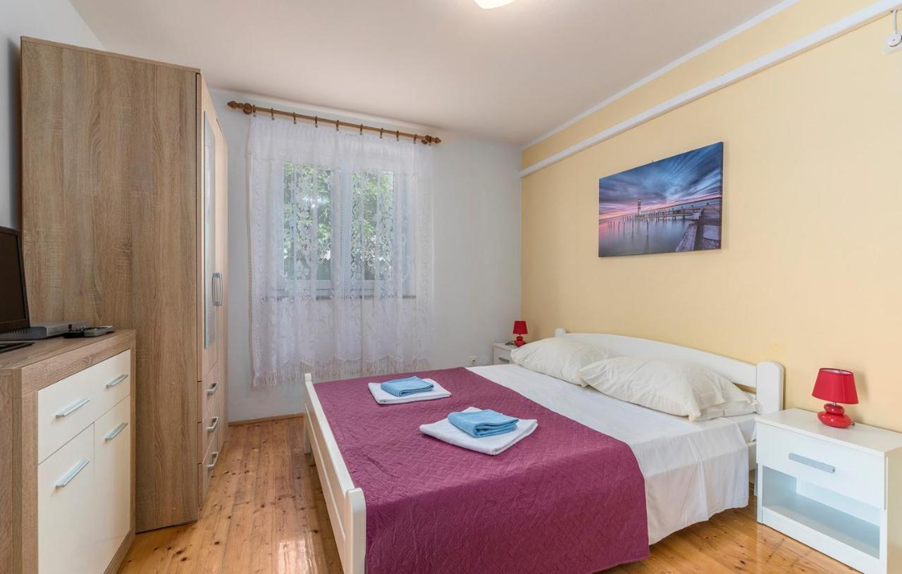 Apartments Stanko Fažana Eksteriør bilde