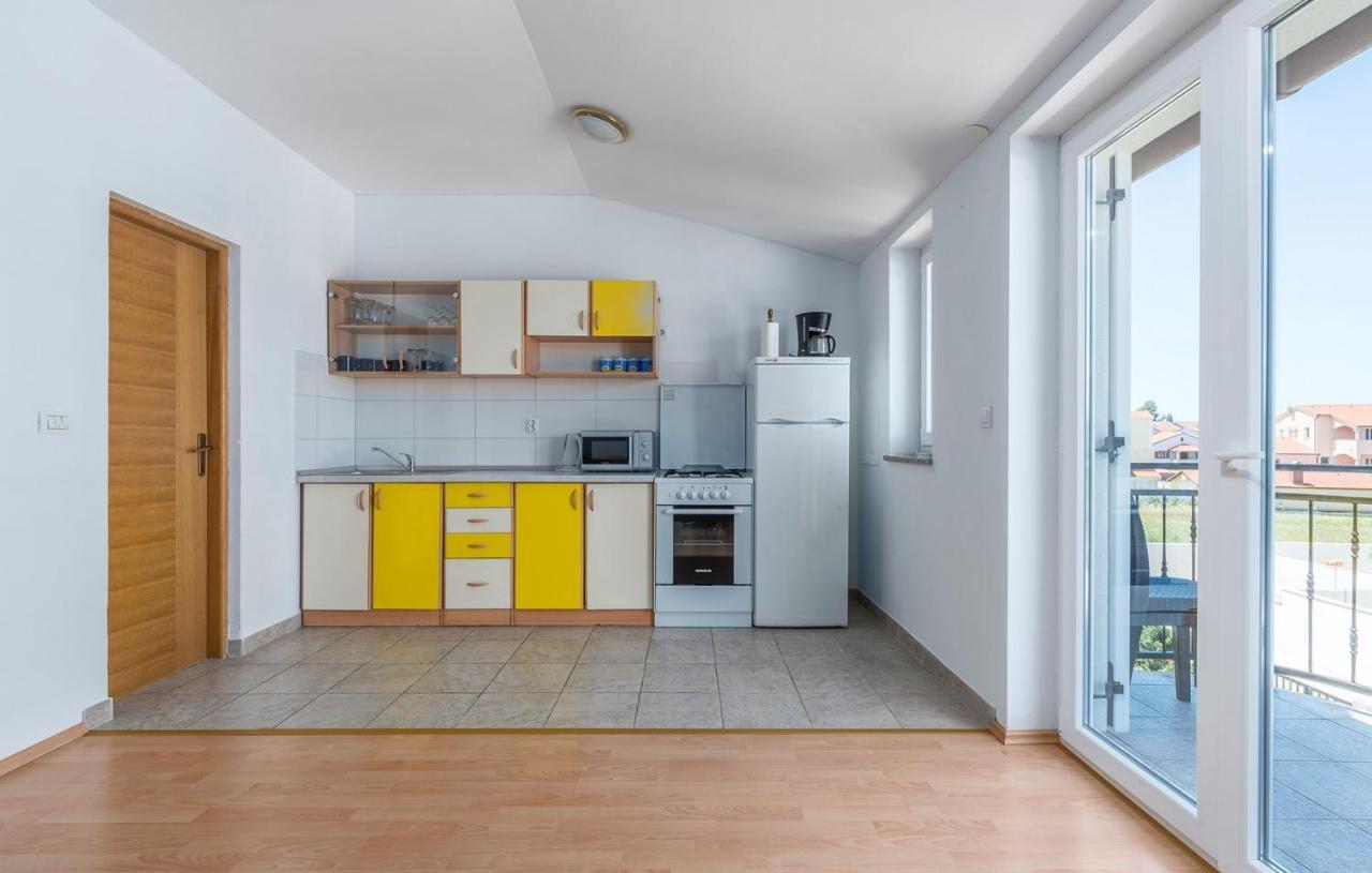 Apartments Stanko Fažana Eksteriør bilde