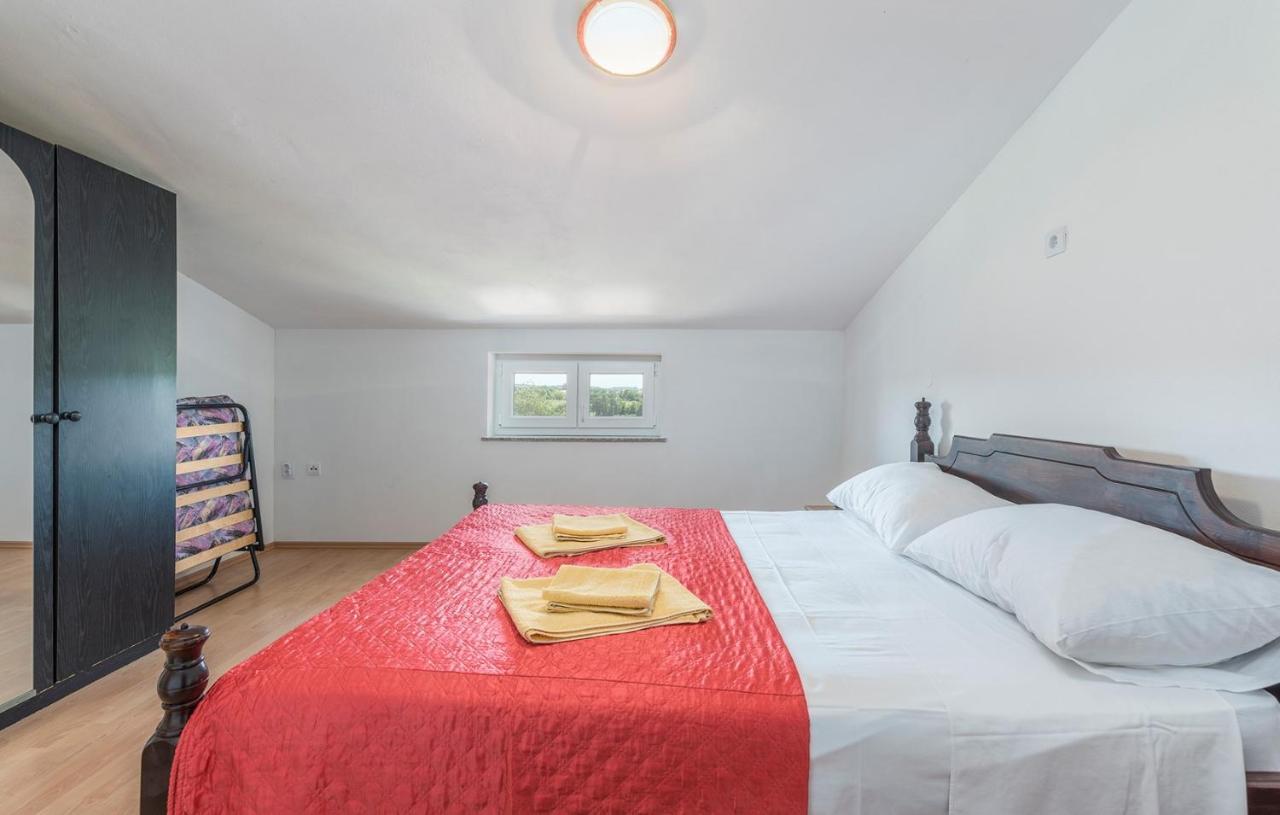 Apartments Stanko Fažana Eksteriør bilde
